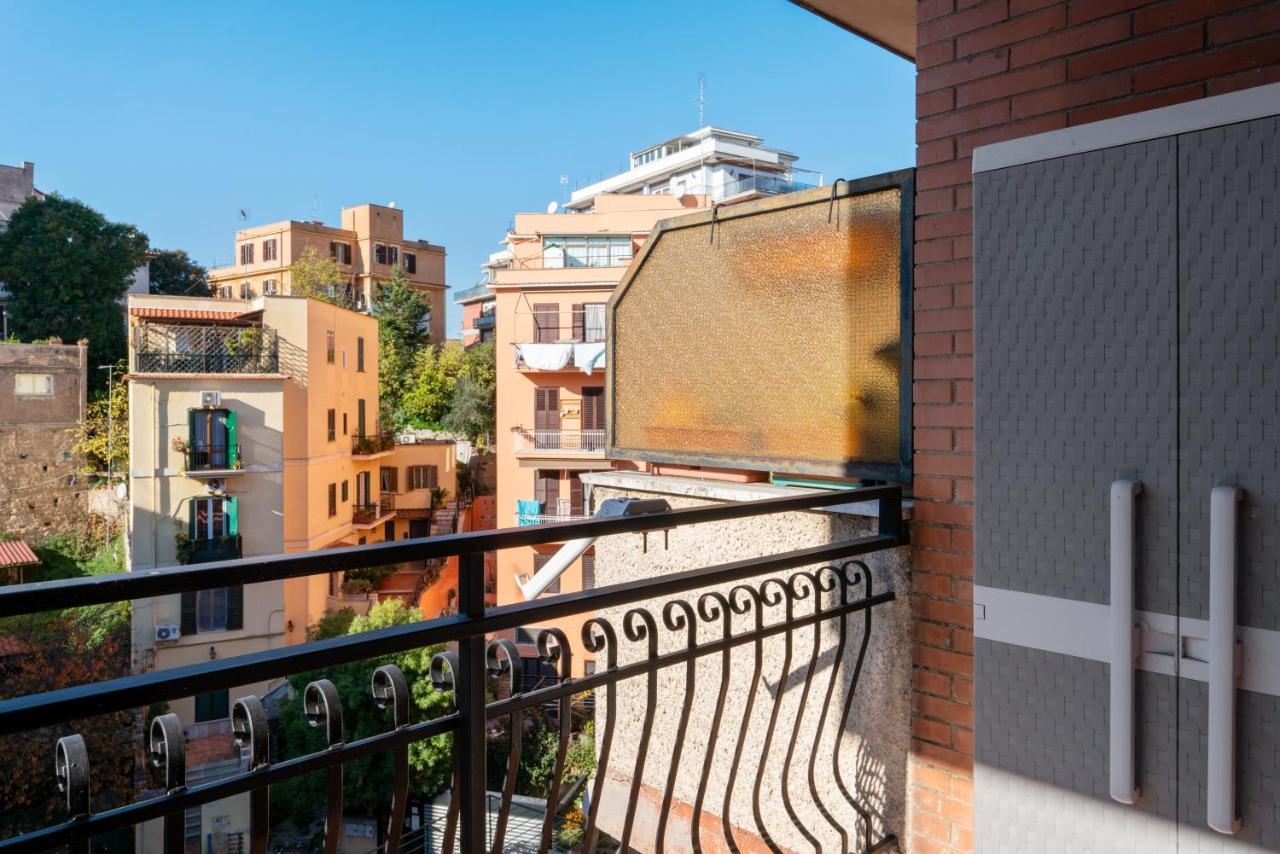 Walking Distance From San Pietro Appartement Buitenkant foto